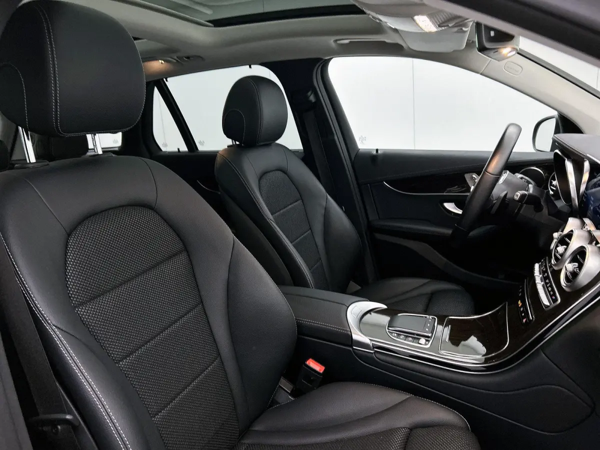 4MATIC Premium Plus 320 PK | Automaat | Elektrische Trekhaak | Elektrisch Panorama Dak | Elektrische stoelverstelling met geheugen | Stoelverwarming | 360 Camera | Navigatie | Elektrische Ac