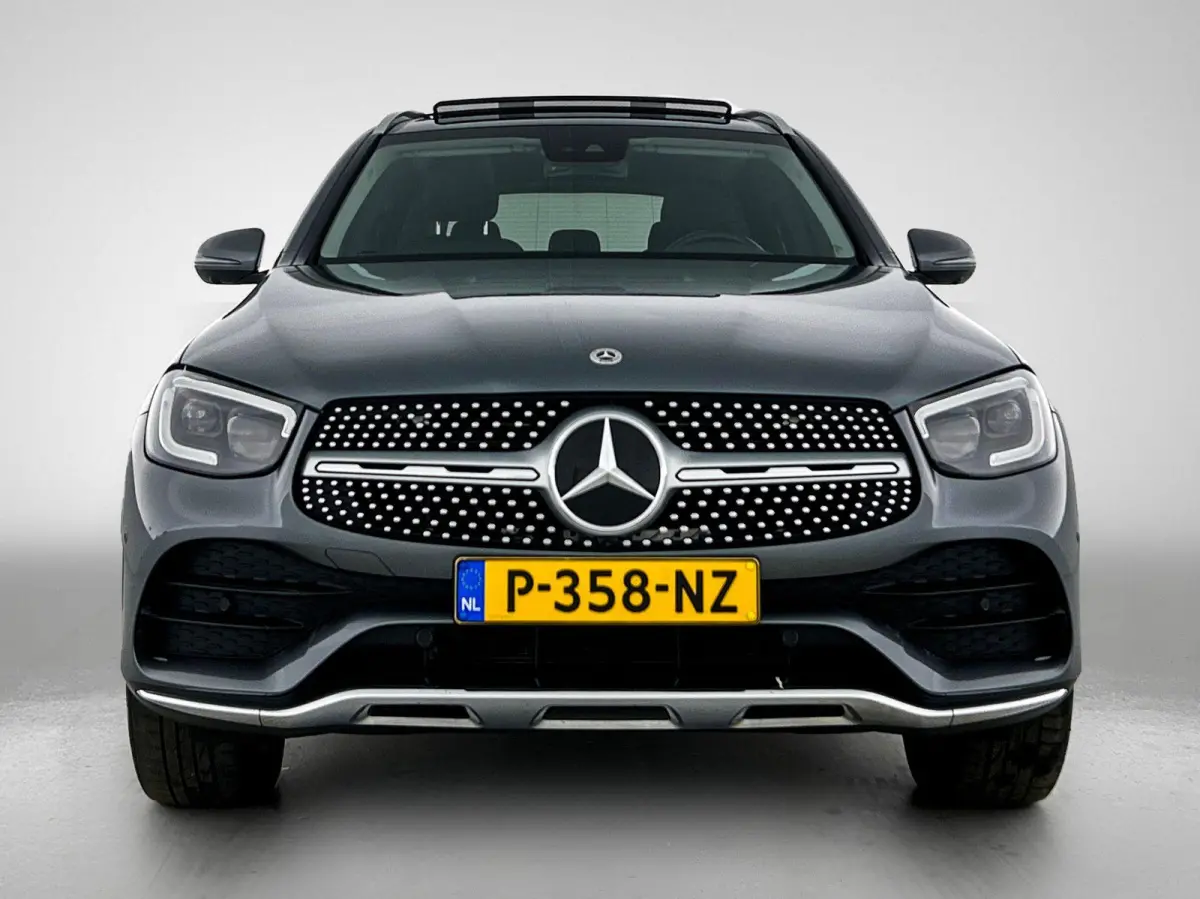 4MATIC Premium Plus 320 PK | Automaat | Elektrische Trekhaak | Elektrisch Panorama Dak | Elektrische stoelverstelling met geheugen | Stoelverwarming | 360 Camera | Navigatie | Elektrische Ac