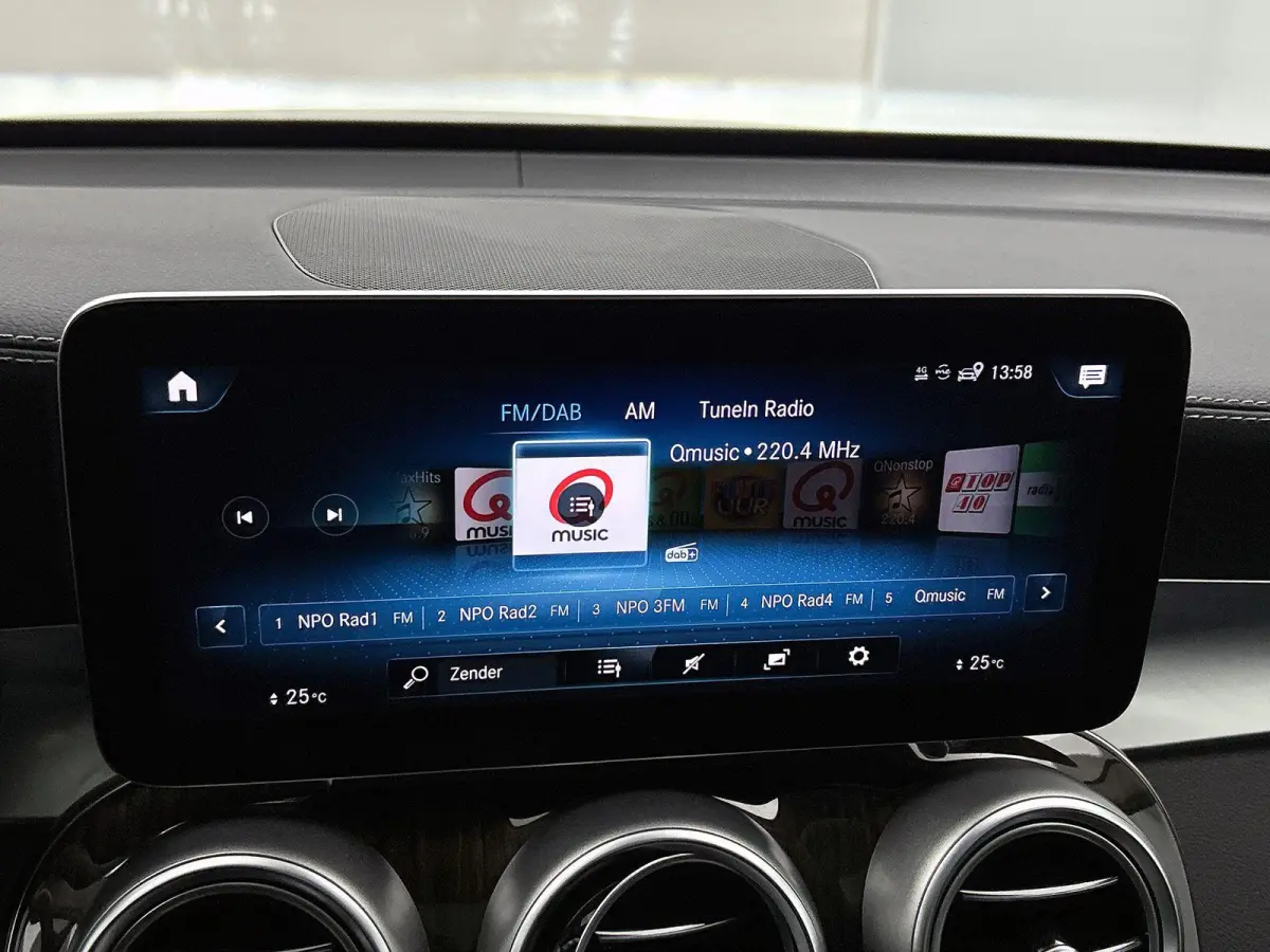 4MATIC Premium Plus 320 PK | Automaat | Elektrische Trekhaak | Elektrisch Panorama Dak | Elektrische stoelverstelling met geheugen | Stoelverwarming | 360 Camera | Navigatie | Elektrische Ac