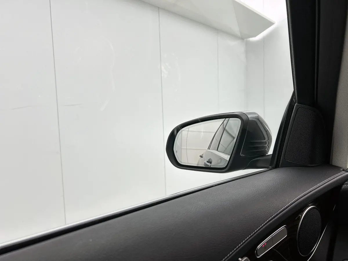 4MATIC Premium Plus 320 PK | Automaat | Elektrische Trekhaak | Elektrisch Panorama Dak | Elektrische stoelverstelling met geheugen | Stoelverwarming | 360 Camera | Navigatie | Elektrische Ac