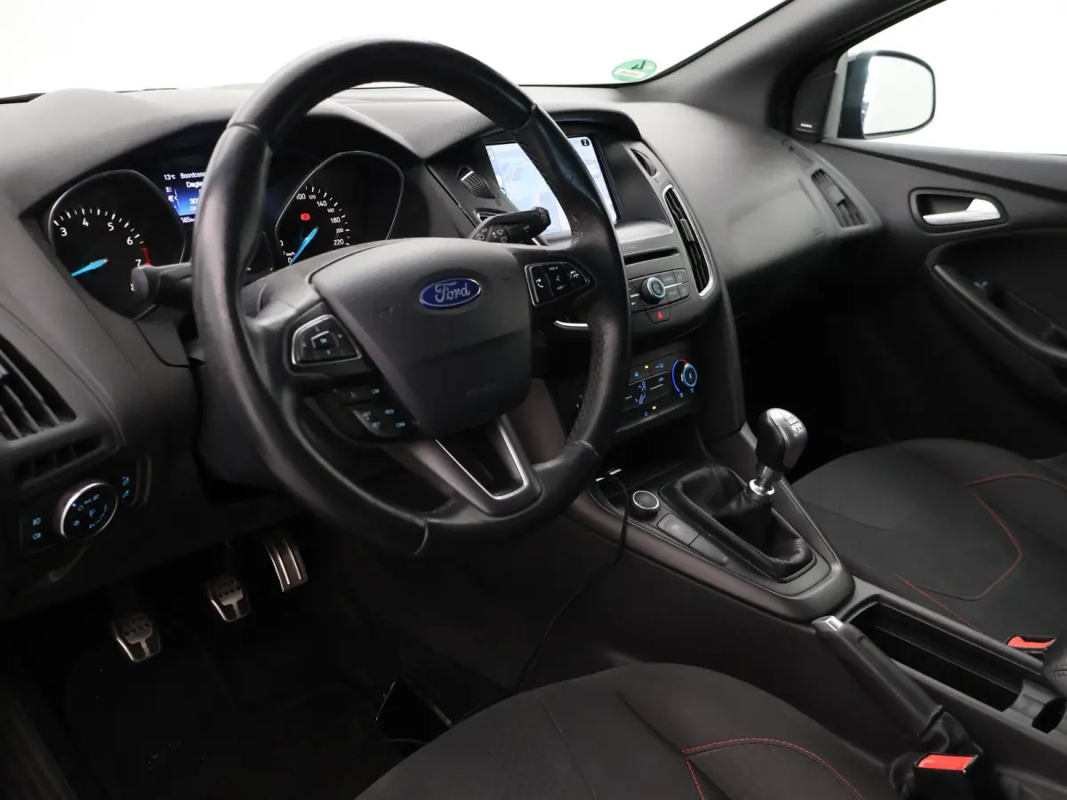 1.5 ECOBOOST 182 PK ST-LINE + SONY AUDIO | APPLE CARPLAY | PRIVACY | CRUISE