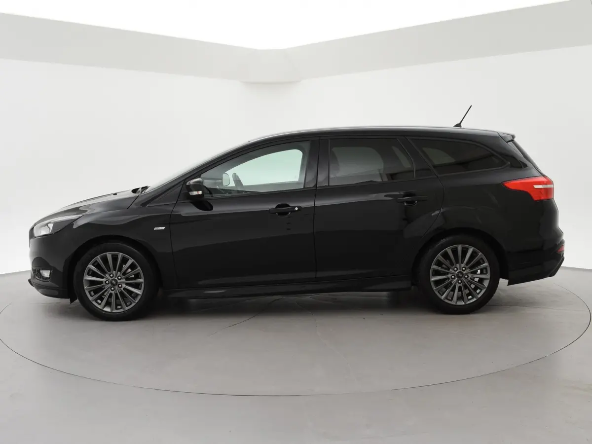 1.5 ECOBOOST 182 PK ST-LINE + SONY AUDIO | APPLE CARPLAY | PRIVACY | CRUISE