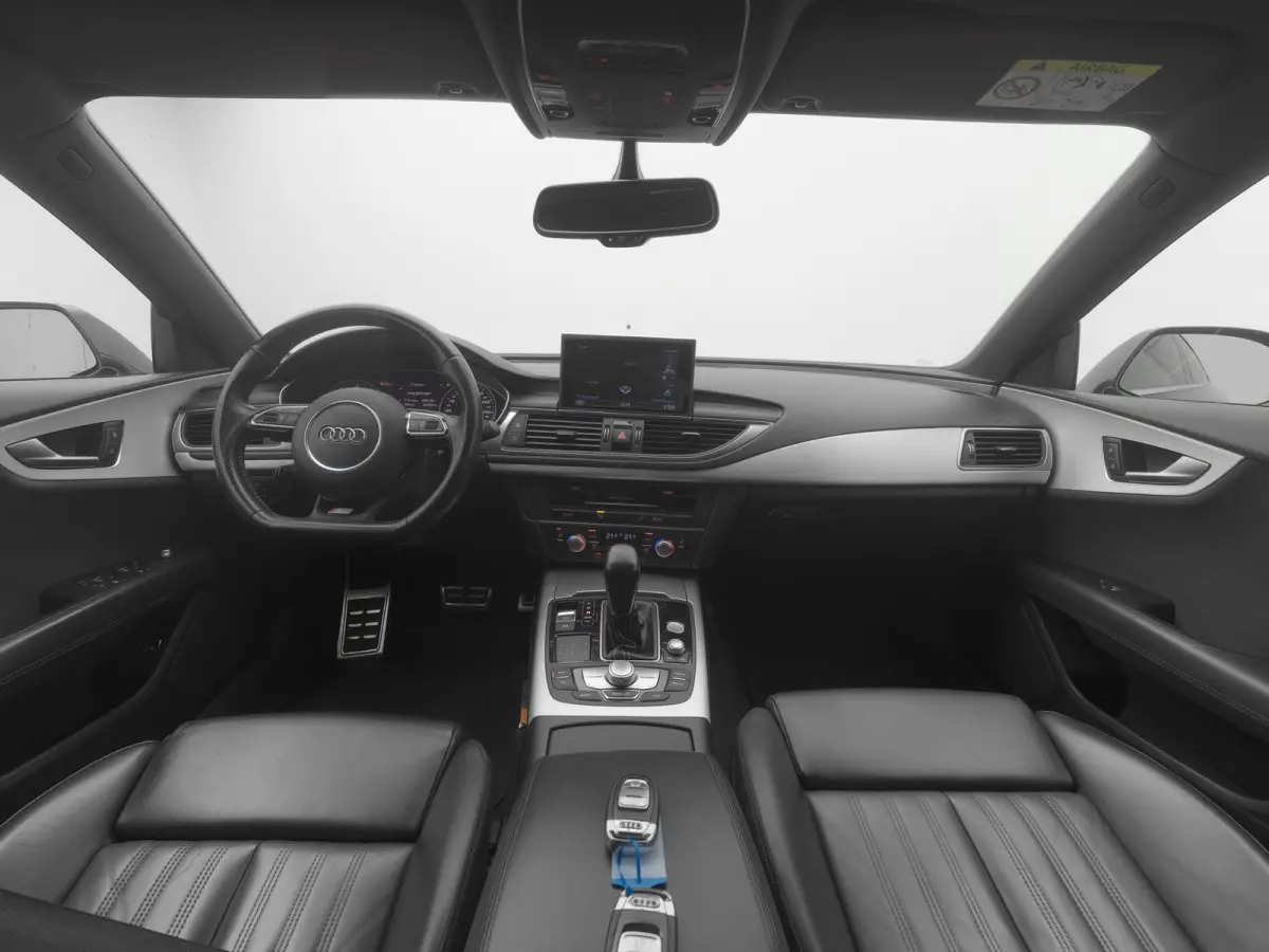1.8 TFSi S-Line Edition | NAVI | STOELVERWARMING