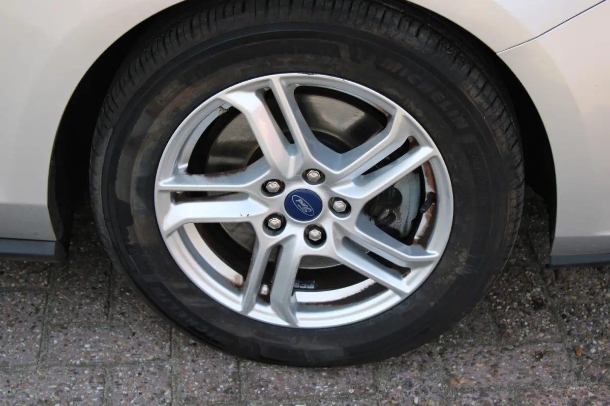 1.0 EcoBoost trekhaak,navi,ecc