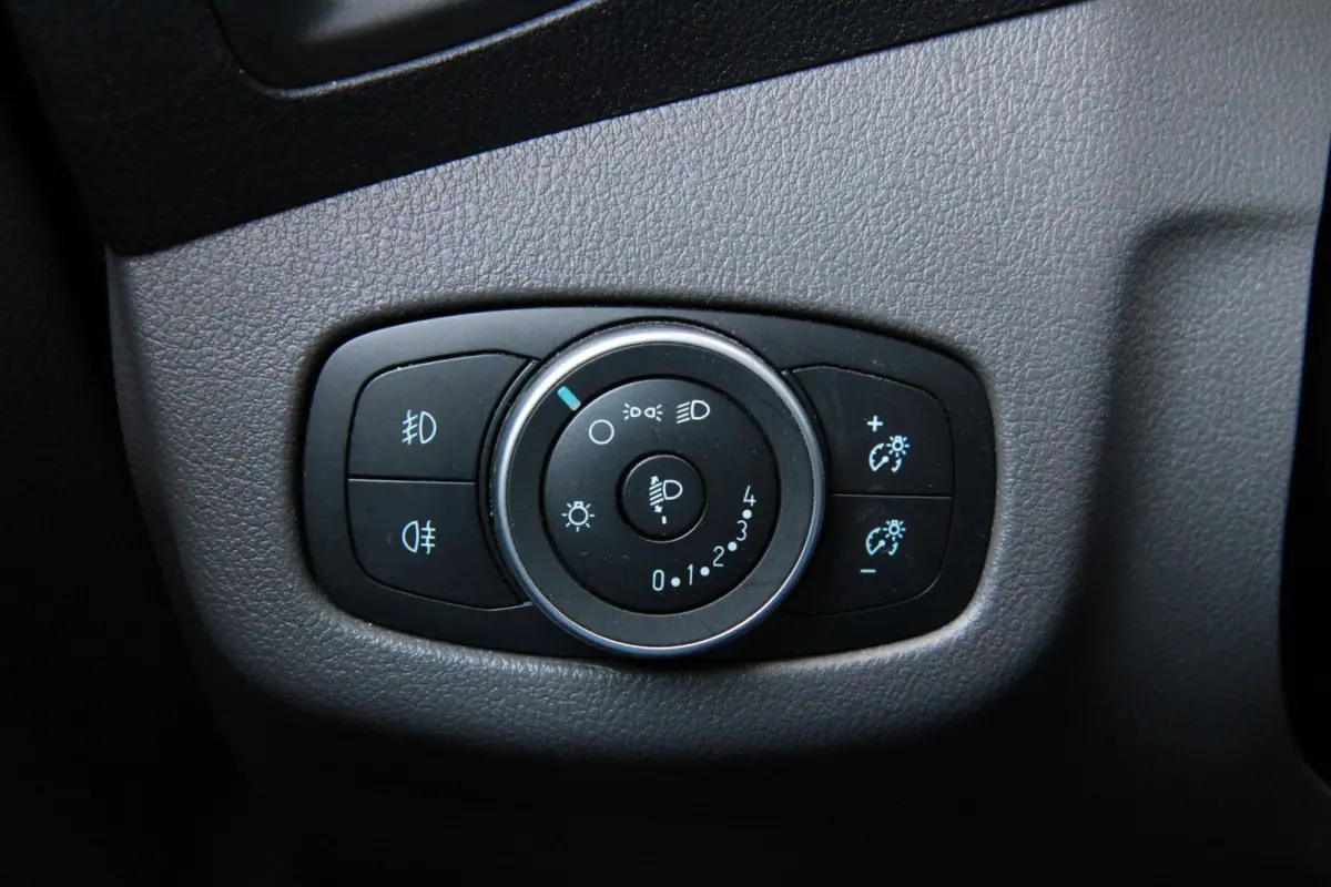 1.5 EcoBlue L2 Trend / Camera / sync 3 / Verwarmde voorruit
