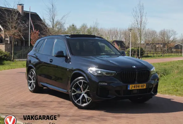 xDrive45e High Executive | M-Pakket | Panoramadak | 360 Camera | Sfeerverlichting | Apple Carplay |