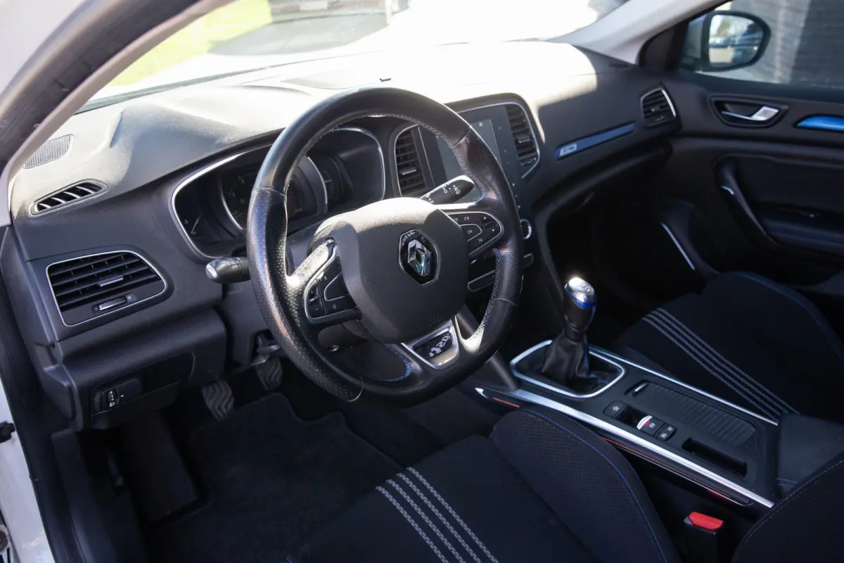 1.3 TCe GT-Line , Panoramadak, Bose,