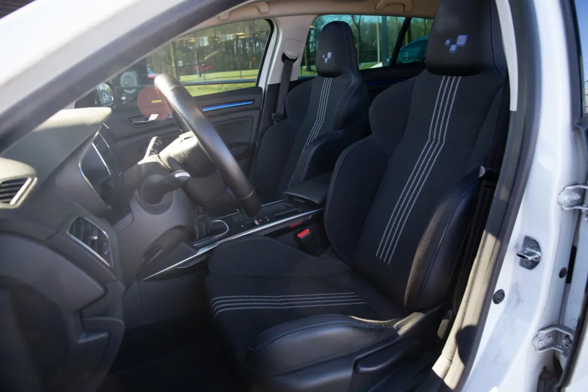 1.3 TCe GT-Line , Panoramadak, Bose,