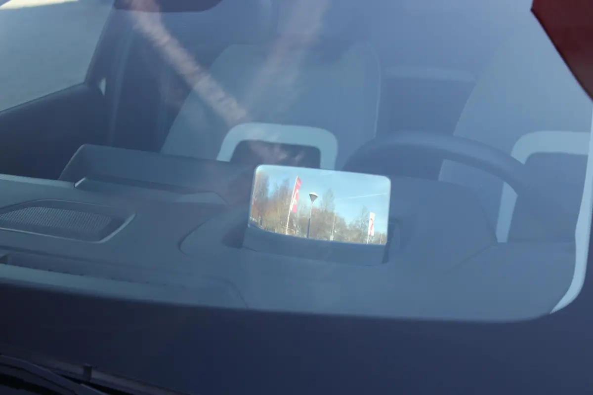 C4 1.2 HYbrid 145PK MAX | HEAD UP DISPLAY | CAMERA VOOR + ACHTER | NAVIGATIE | DRAADLOZE TELEFOONLADER | FULL LED KOPLAMPEN | DRAADLOZE APPLE CARPLAY/ANDROID AUTO | 18" LICHTMETALEN VELGEN |