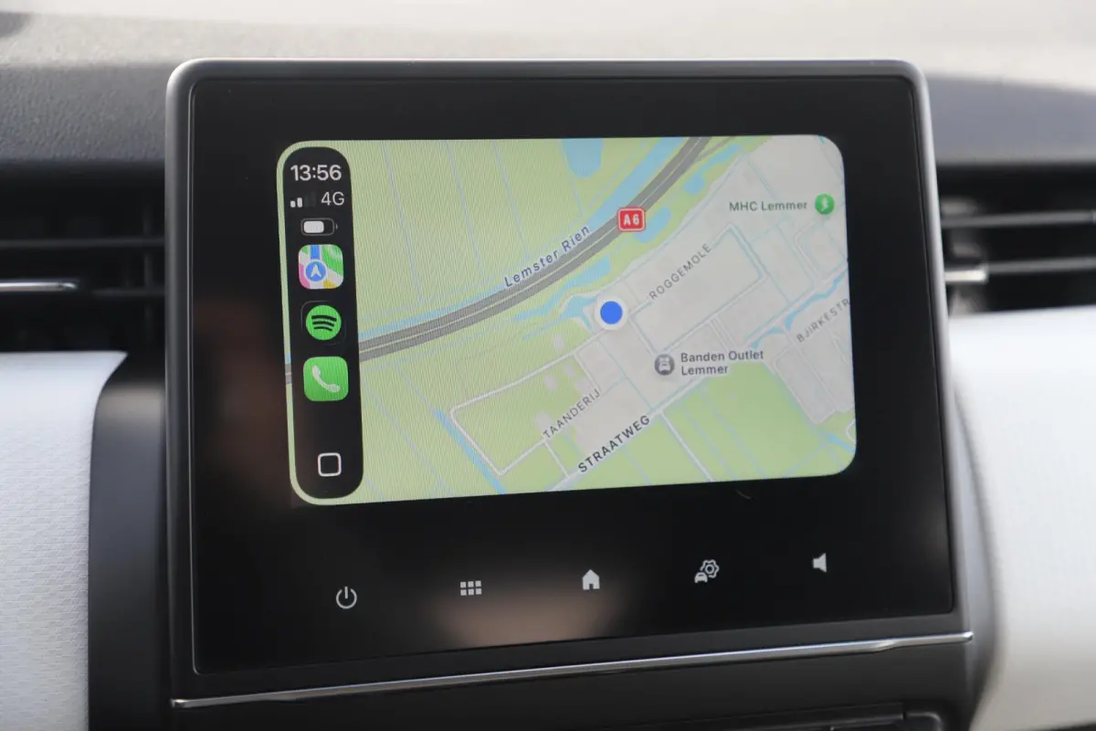 1.0 TCe 90 Evolution 15 inch LMV Navigatie Achteruitrijcamera Carplay Android Airco Cruise Control LED Rijstrooksensor Parkeersensor
