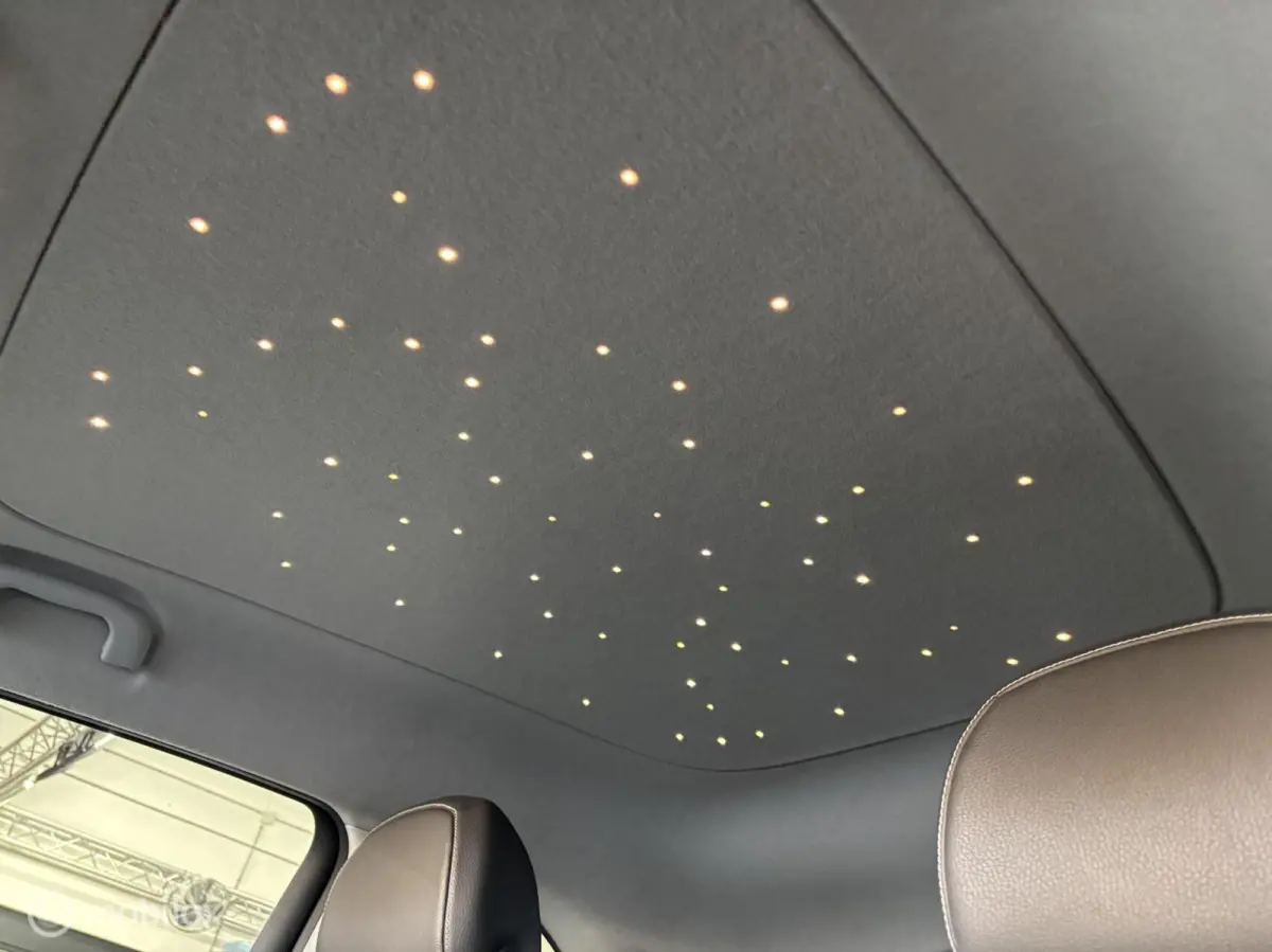 1.4 PDC Carplay Sterrenhemel Stoel/Stuurverwarming