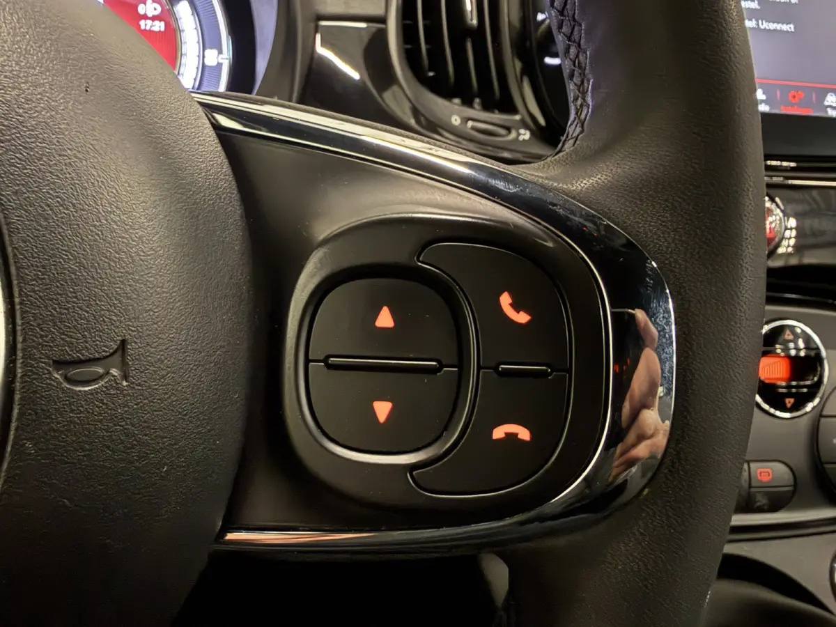 1.2 Edition "120th" LED/CARPLAY/VIRTUAL/16"COPPER/MF-STUUR/ECC/CRUISE/PARKEERSENSOREN/BLACK ALL BLACK/NIEUWSTAAT