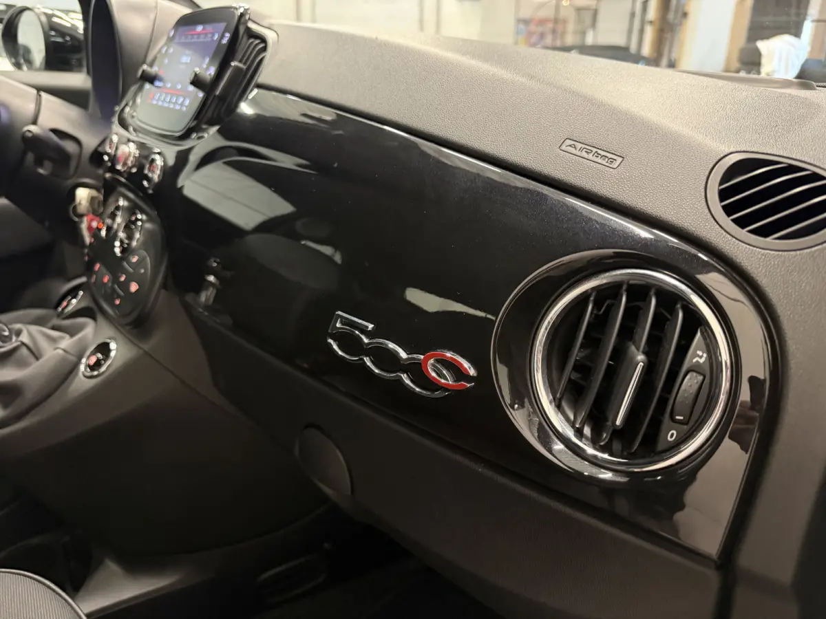 1.2 Edition "120th" LED/CARPLAY/VIRTUAL/16"COPPER/MF-STUUR/ECC/CRUISE/PARKEERSENSOREN/BLACK ALL BLACK/NIEUWSTAAT