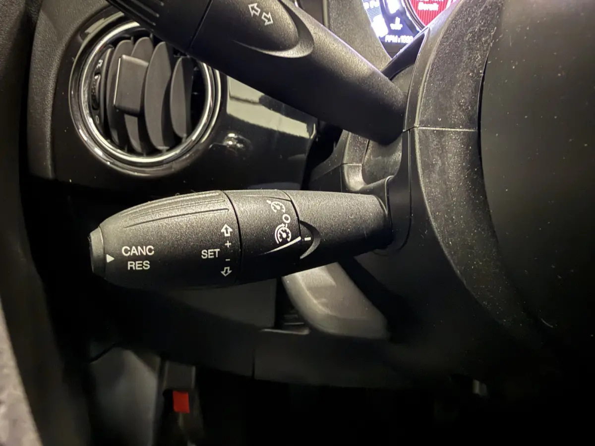 1.2 Edition "120th" LED/CARPLAY/VIRTUAL/16"COPPER/MF-STUUR/ECC/CRUISE/PARKEERSENSOREN/BLACK ALL BLACK/NIEUWSTAAT