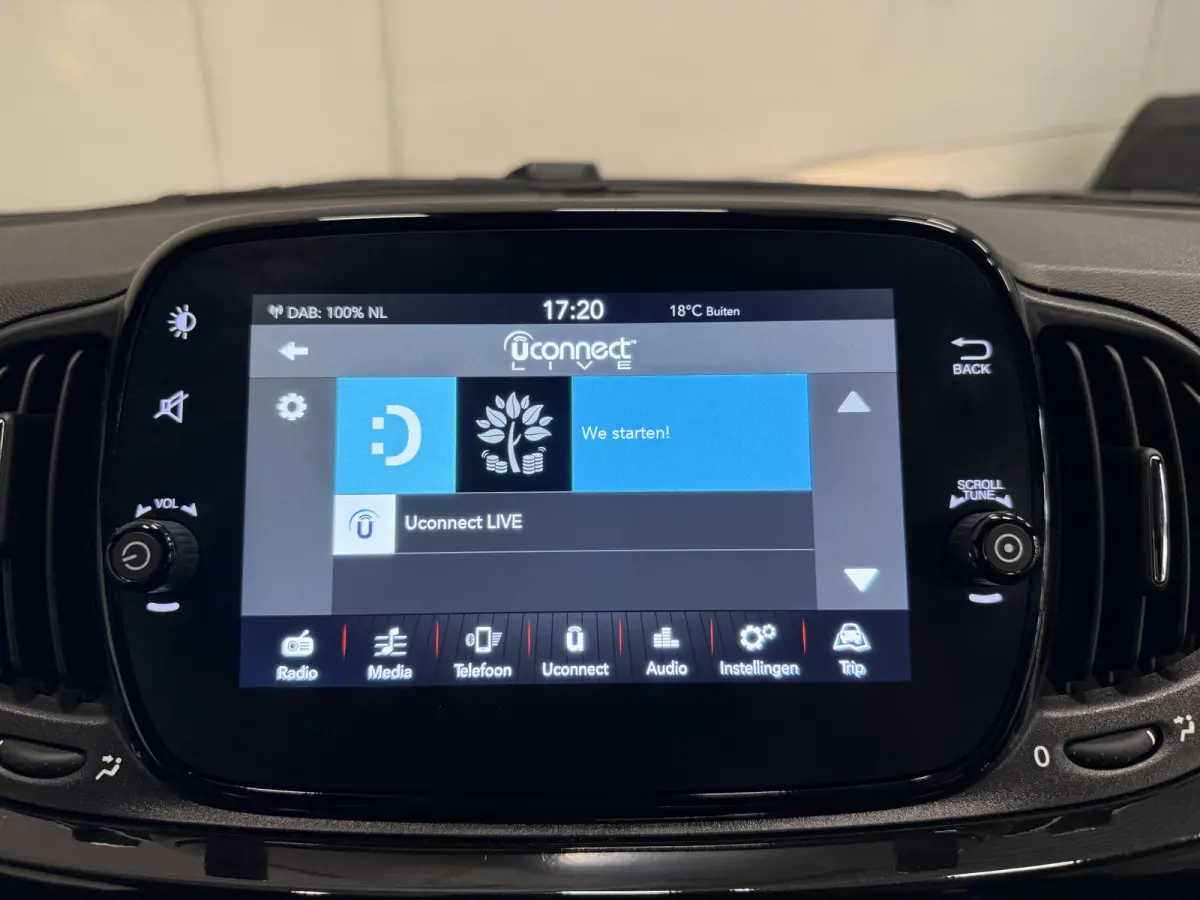 1.2 Edition "120th" LED/CARPLAY/VIRTUAL/16"COPPER/MF-STUUR/ECC/CRUISE/PARKEERSENSOREN/BLACK ALL BLACK/NIEUWSTAAT