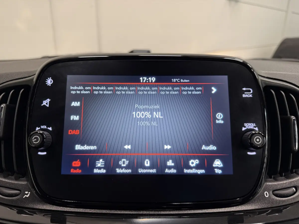 1.2 Edition "120th" LED/CARPLAY/VIRTUAL/16"COPPER/MF-STUUR/ECC/CRUISE/PARKEERSENSOREN/BLACK ALL BLACK/NIEUWSTAAT