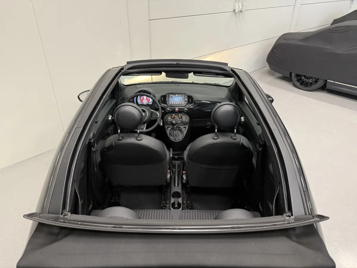 1.2 Edition "120th" LED/CARPLAY/VIRTUAL/16"COPPER/MF-STUUR/ECC/CRUISE/PARKEERSENSOREN/BLACK ALL BLACK/NIEUWSTAAT