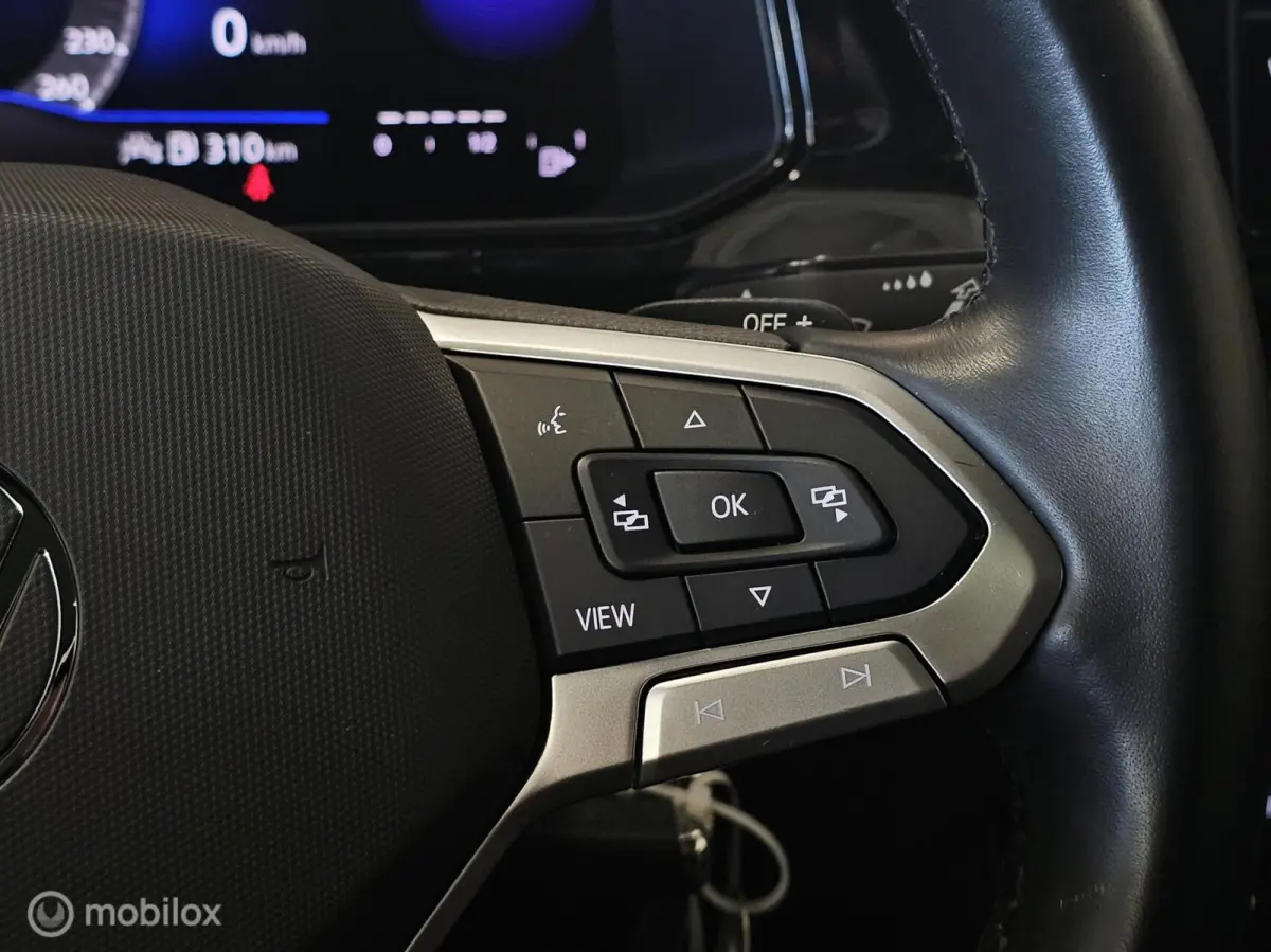 1.5 TSI 3x R-line Panorama/Beats/Leder/Black Style/Memory