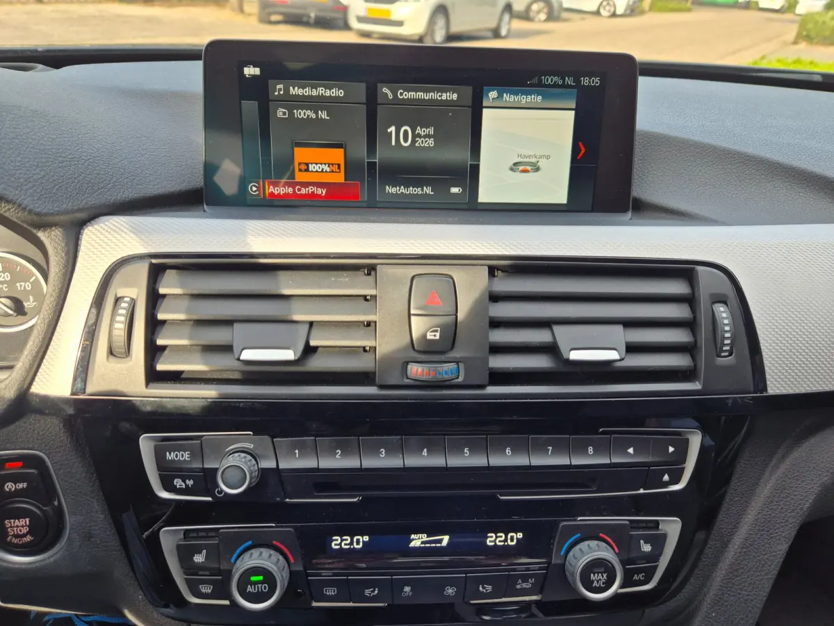 330i M Sport Apple Pano CarPlay 360 Camera H&K 100% Dealer onderhouden 19inch M 330i High Executive
