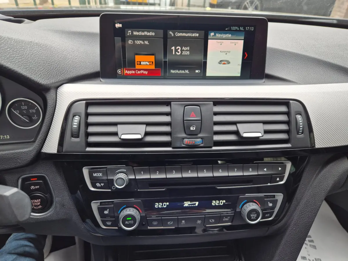 330i M Sport Apple Pano CarPlay 360 Camera H&K 100% Dealer onderhouden 19inch M 330i High Executive