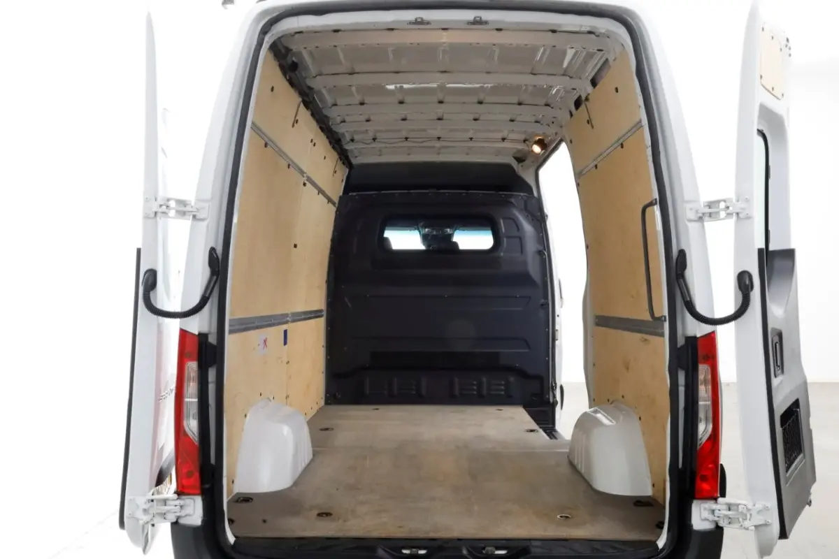 319 CDI 3.0 V6 190pk L2H2 7G Automaat LED/Airco/Trekhaak 3500kg 10-2021