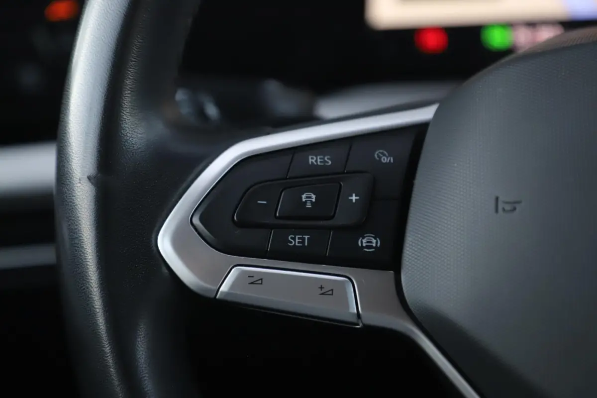 1.0 eTSI Life Automaat Virtual Cockpit Navigatie Draadloos Carplay Android Stuur & Stoelverwarming