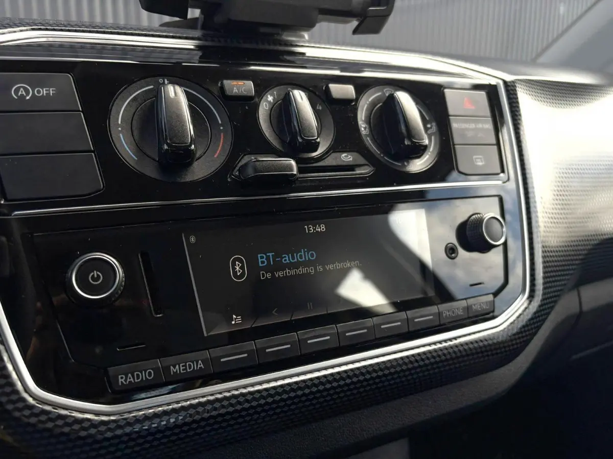 up! 1.0 BMT 60pk Move up! | Airco | Bluetooth | DAB+