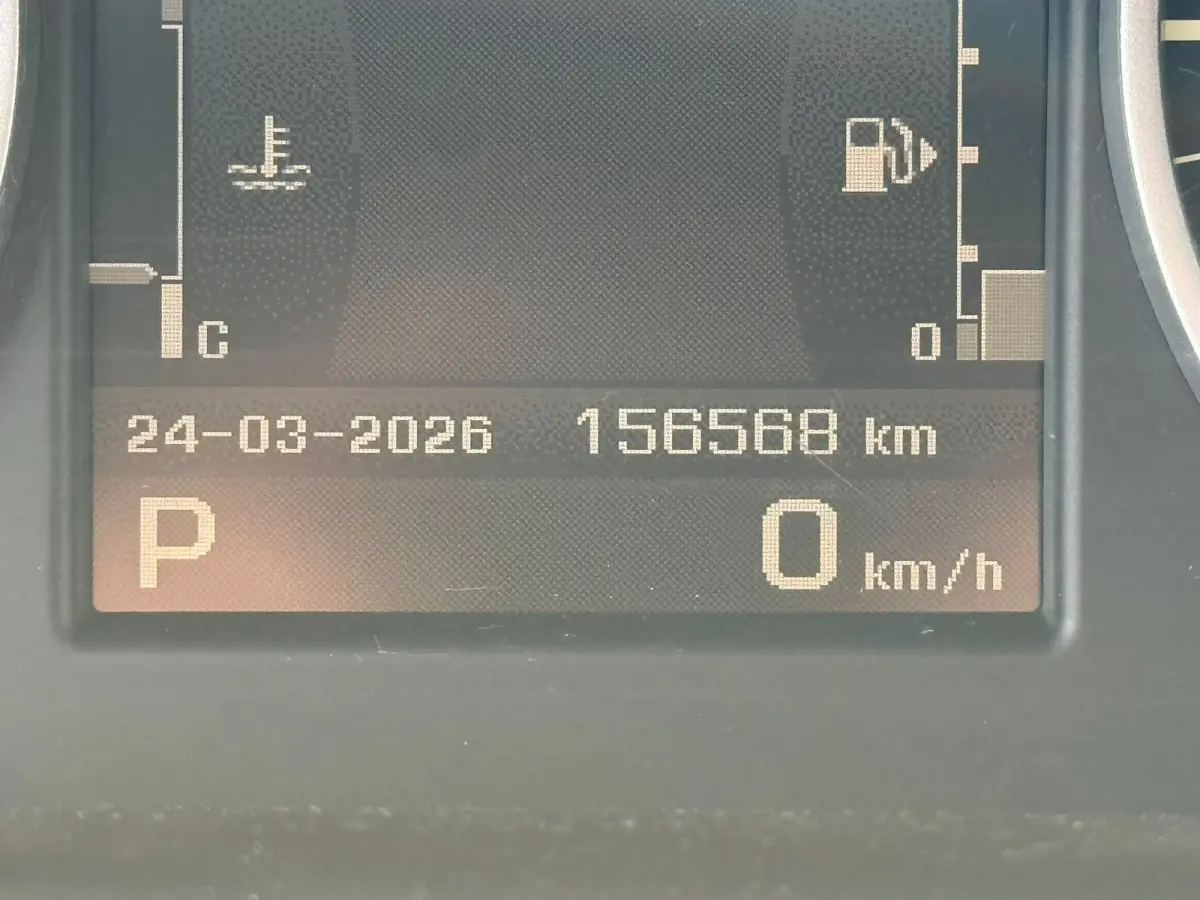 5.0 V8 Supercharged, Leder, Navi, Dealer auto