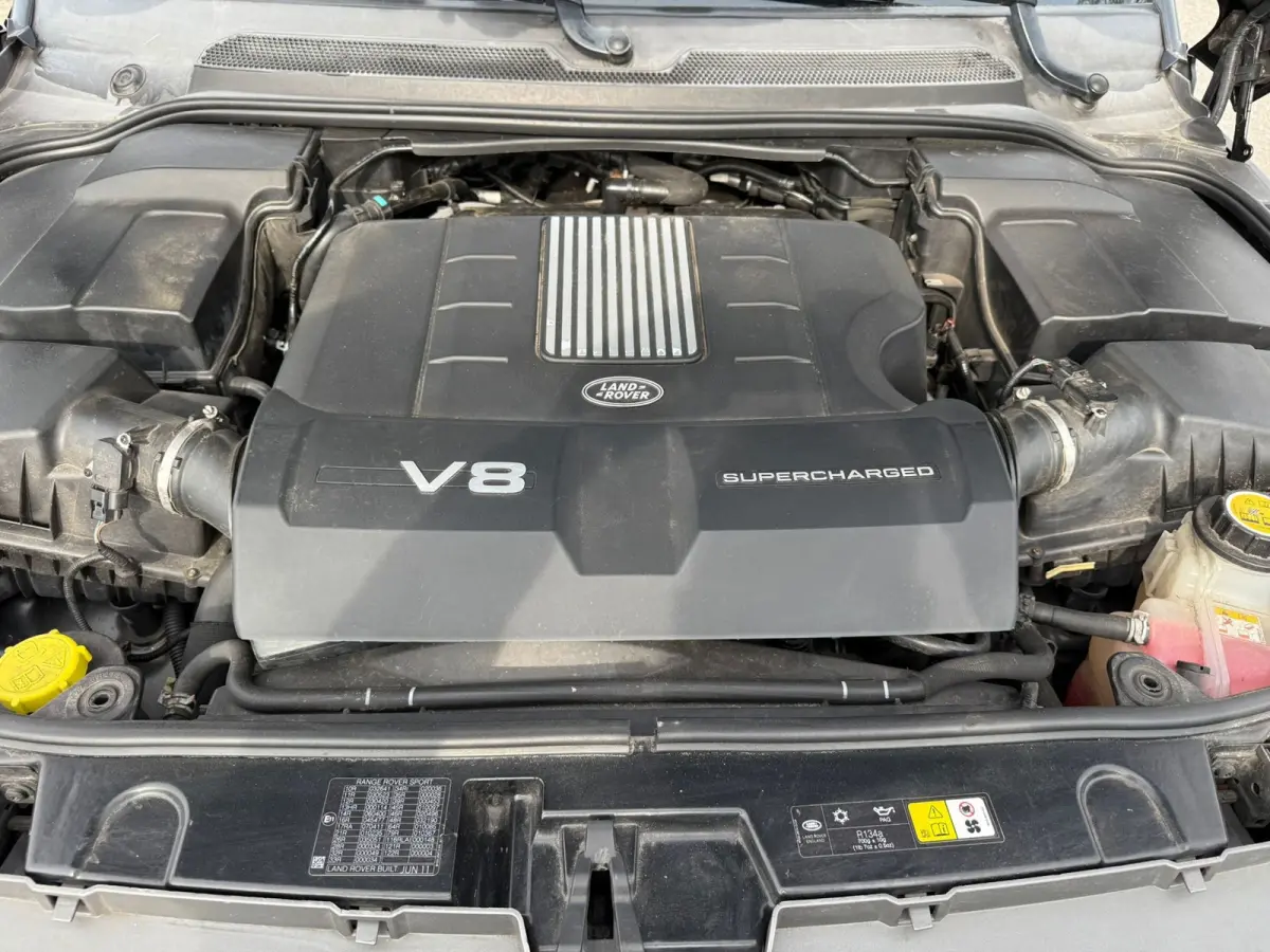 5.0 V8 Supercharged, Leder, Navi, Dealer auto