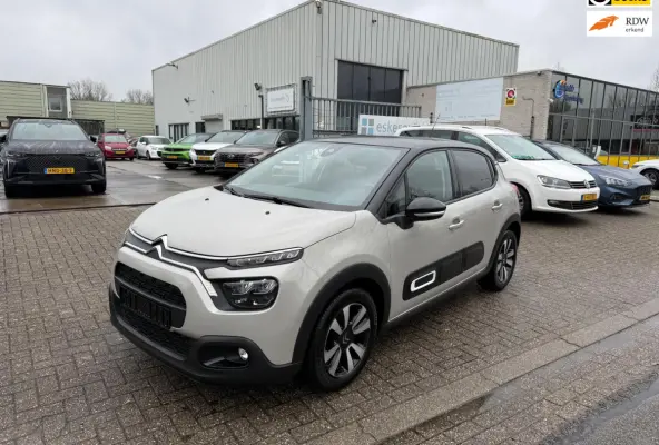 1.2 PureTech Feel, Facelift, Navi, Dealer auto