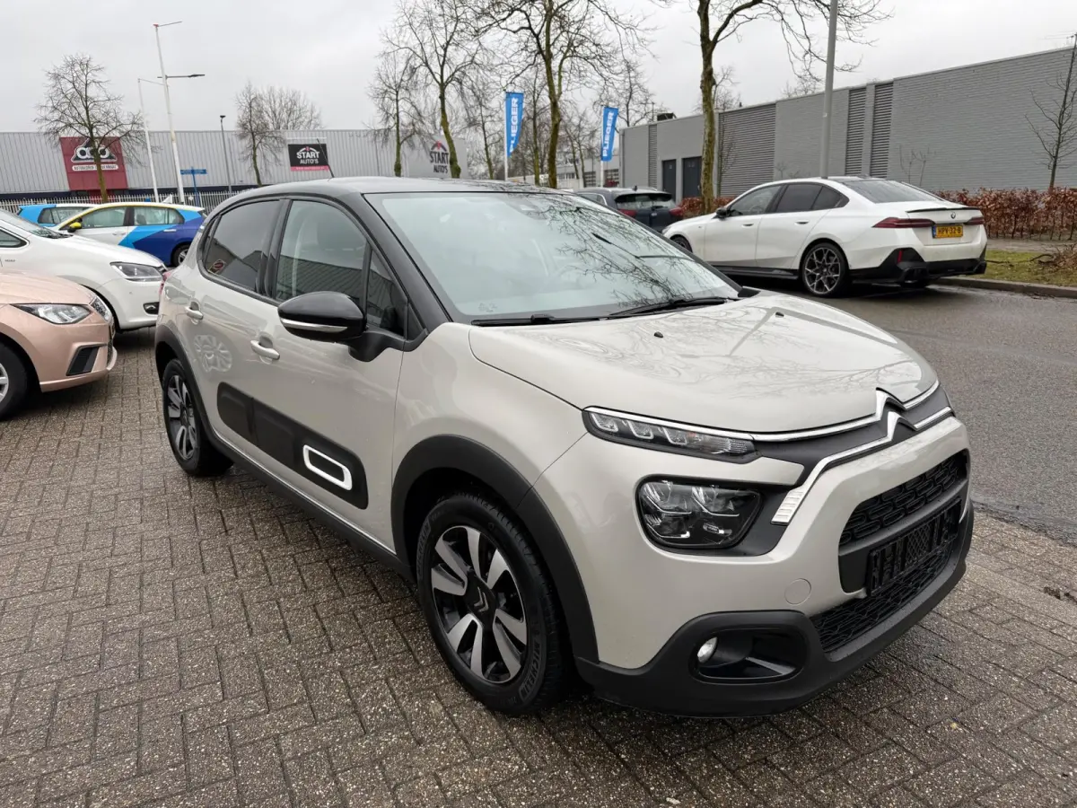 1.2 PureTech Feel, Facelift, Navi, Dealer auto