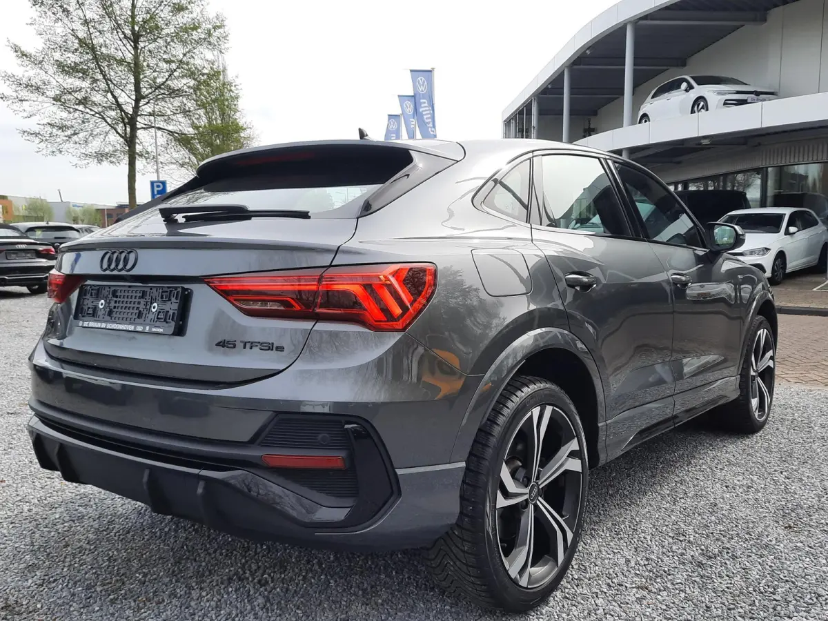 45 TFSI Hybrid S-Line Blackstyle (Leer,Camera,Virtual)