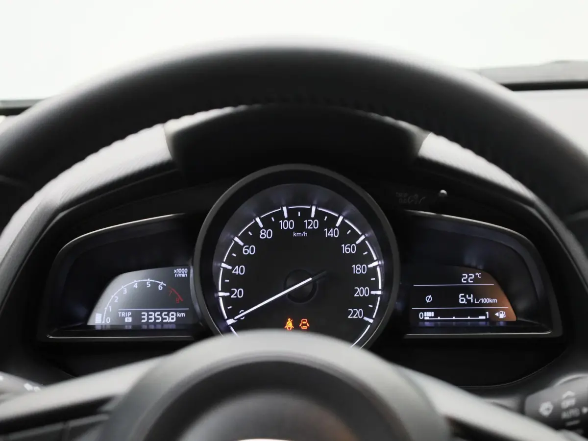 2.0 SkyActiv-G 121 Comfort | Apple Carplay / Android Auto | Stoelverwarming | Parkeersensoren |