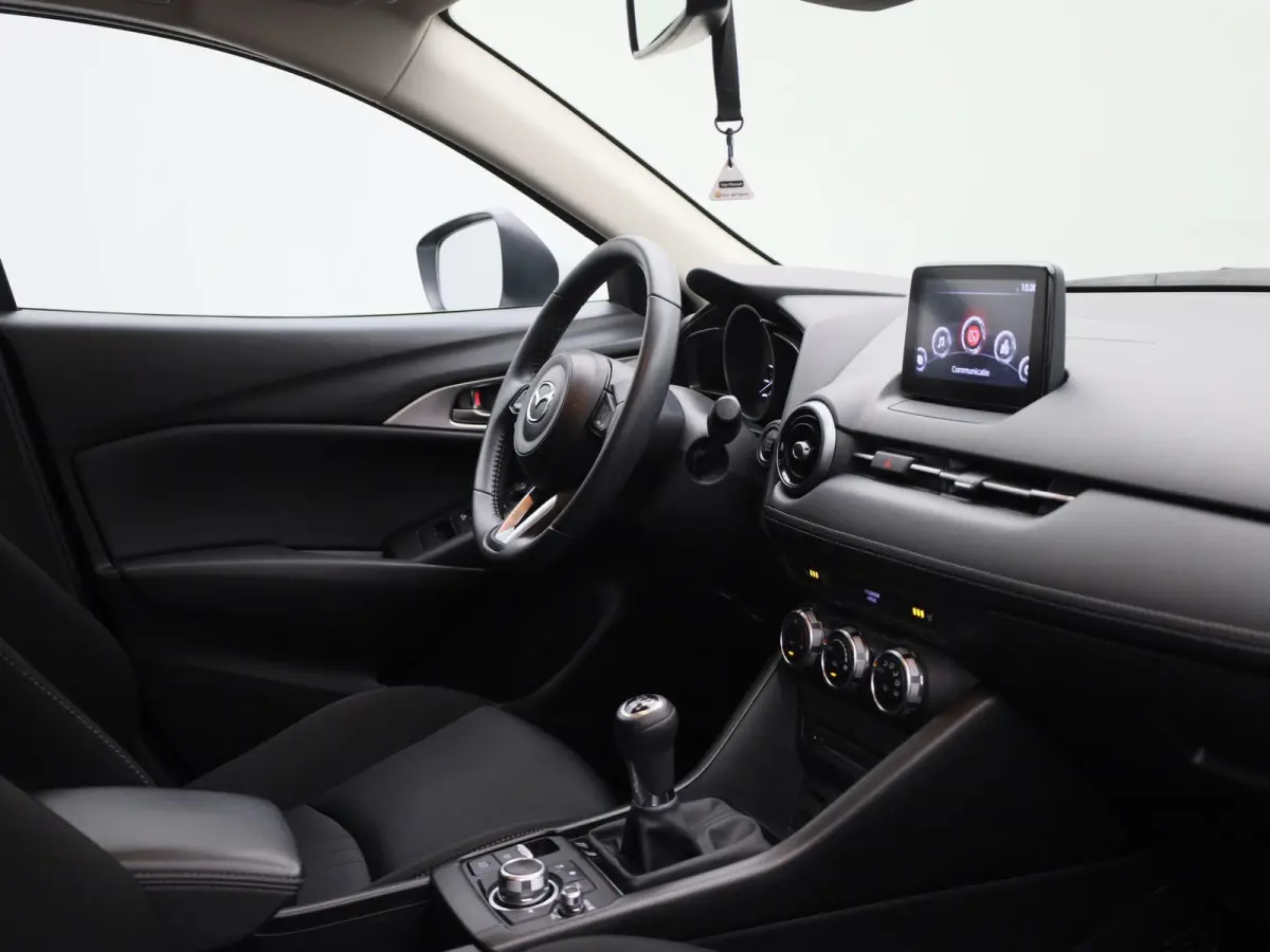 2.0 SkyActiv-G 121 Comfort | Apple Carplay / Android Auto | Stoelverwarming | Parkeersensoren |