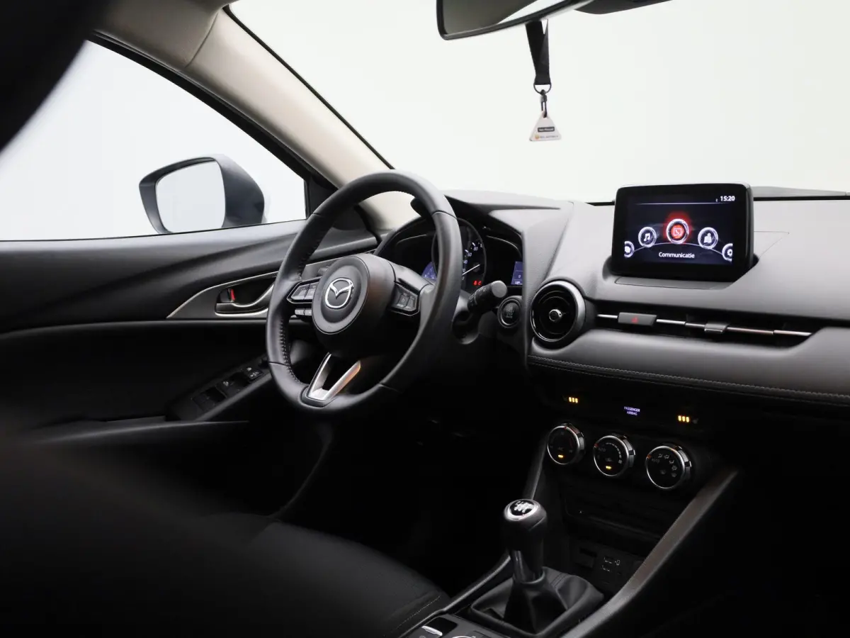 2.0 SkyActiv-G 121 Comfort | Apple Carplay / Android Auto | Stoelverwarming | Parkeersensoren |