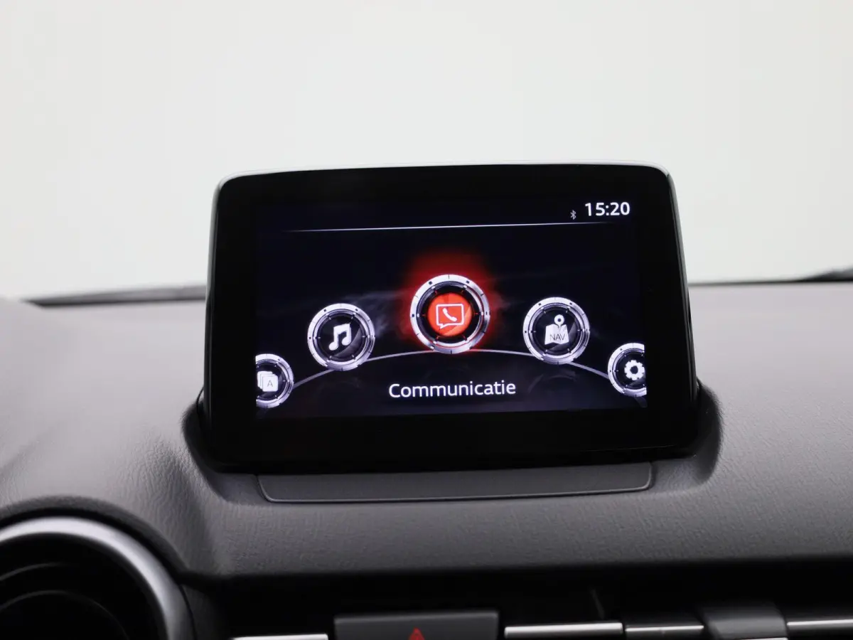 2.0 SkyActiv-G 121 Comfort | Apple Carplay / Android Auto | Stoelverwarming | Parkeersensoren |