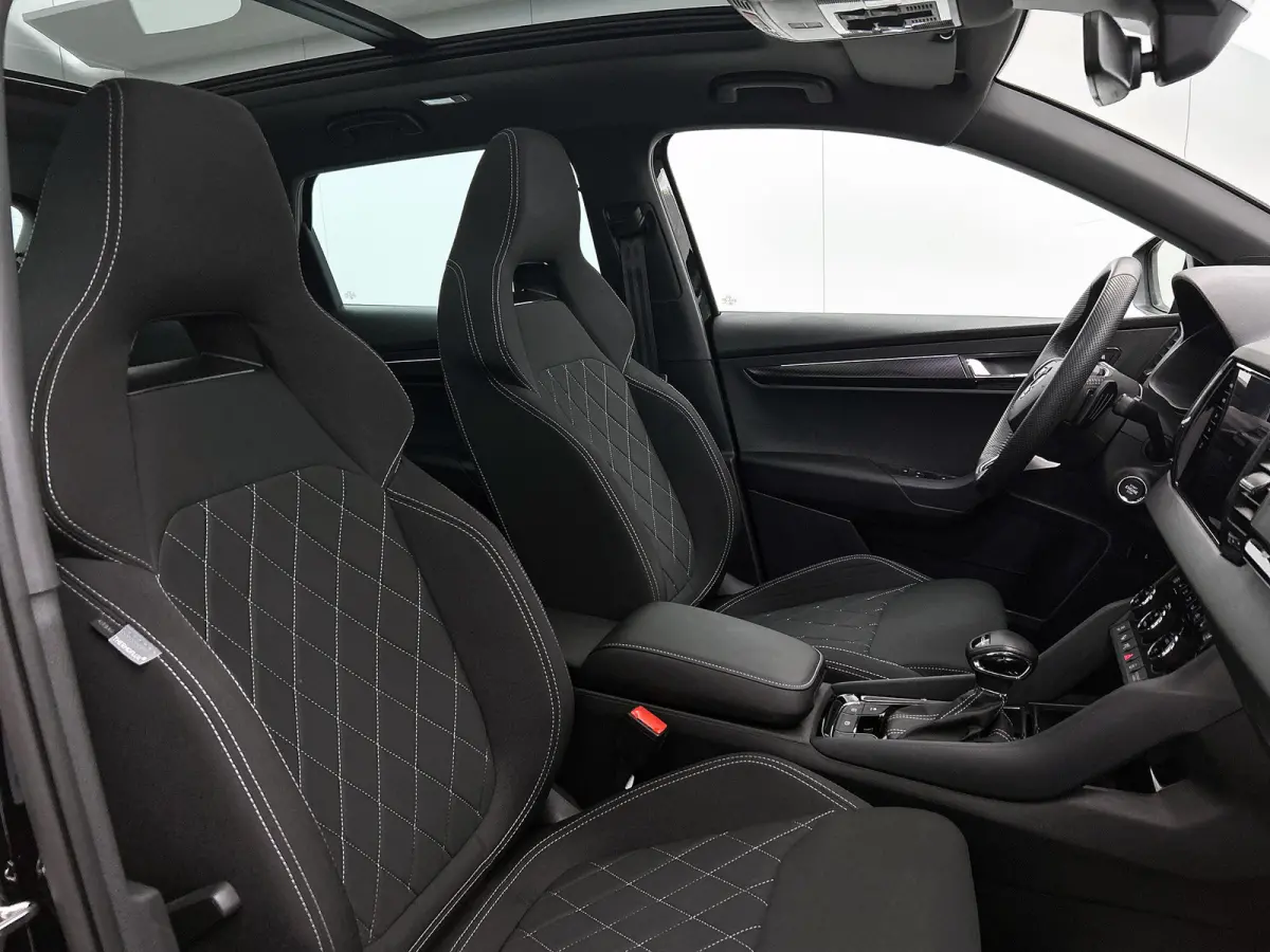 1.5 TSI ACT Sportline Business | PANORAMADAK | 360 CAMERA | WINTERPACK | KEYLESS | NAVI | ELEKTR. ACHTERKLEP