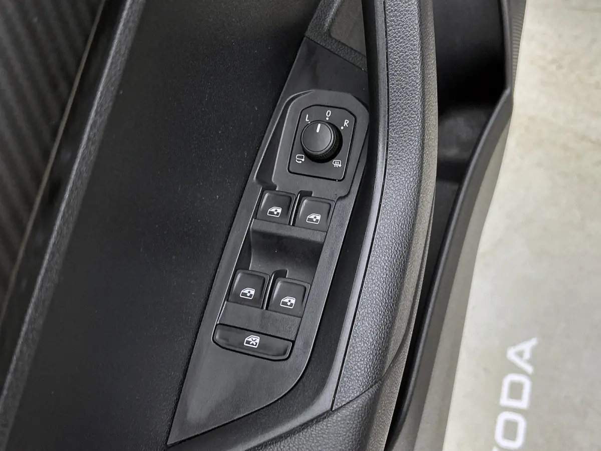 1.5 TSI ACT Sportline Business | PANORAMADAK | 360 CAMERA | WINTERPACK | KEYLESS | NAVI | ELEKTR. ACHTERKLEP