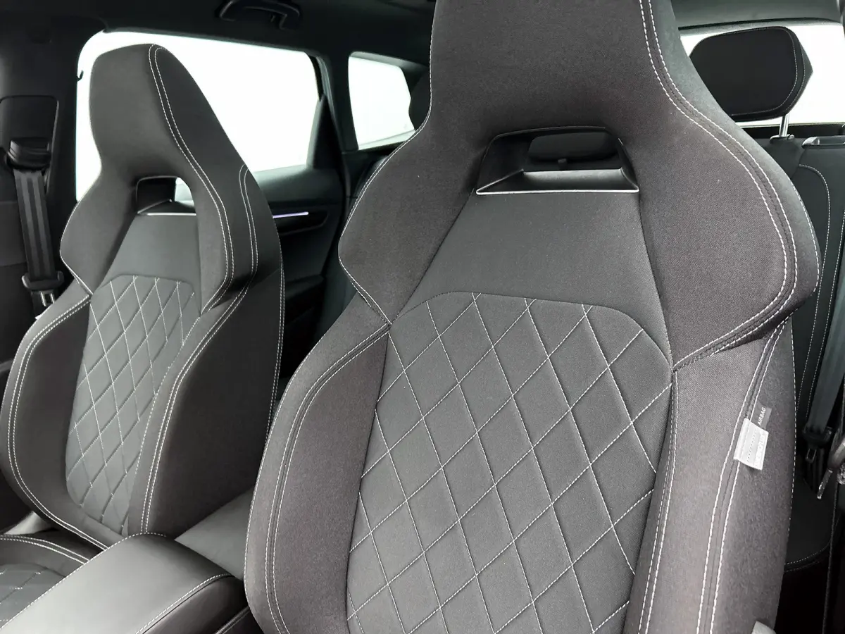 1.5 TSI ACT Sportline Business | PANORAMADAK | 360 CAMERA | WINTERPACK | KEYLESS | NAVI | ELEKTR. ACHTERKLEP