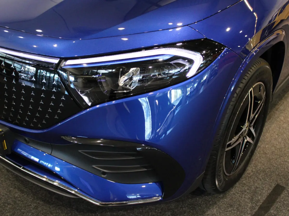 250+ AMG Line 71 kWh Panorama dak