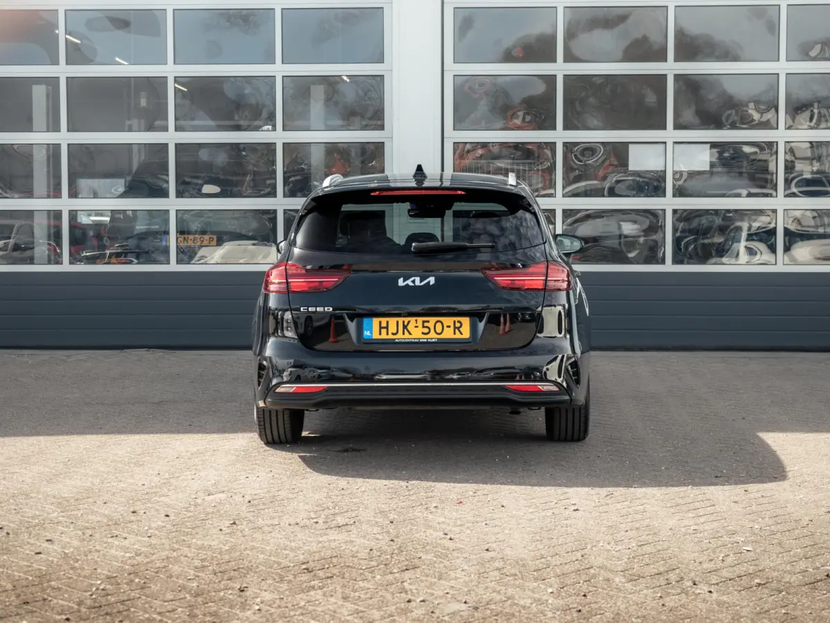 1.0 T-GDi Design Edition | Navigatie | Stoel & Stuur verw. | Elec. achterklep | JBL premium sound
