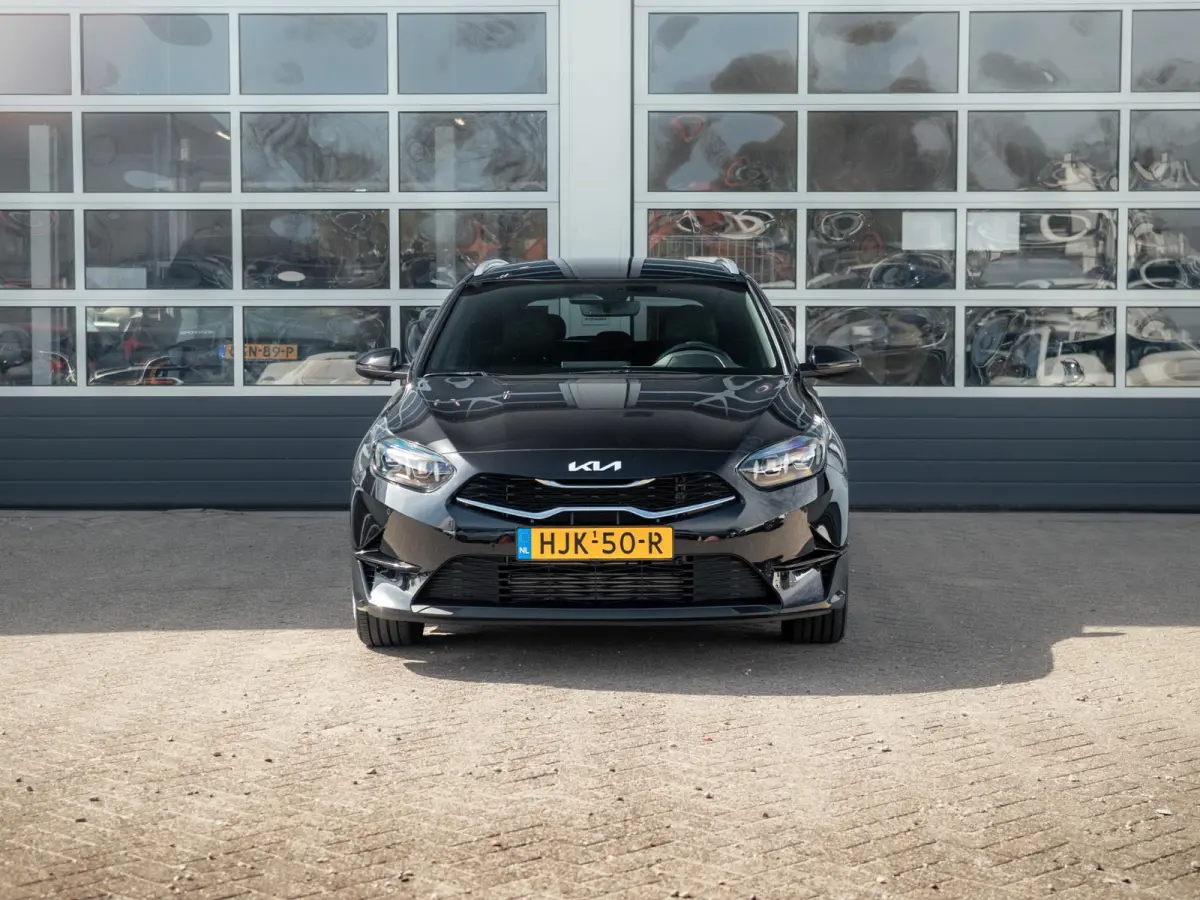 1.0 T-GDi Design Edition | Navigatie | Stoel & Stuur verw. | Elec. achterklep | JBL premium sound