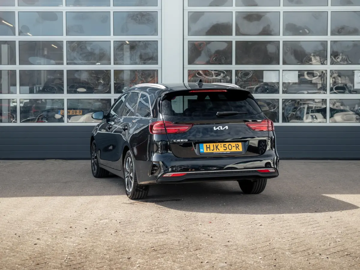 1.0 T-GDi Design Edition | Navigatie | Stoel & Stuur verw. | Elec. achterklep | JBL premium sound