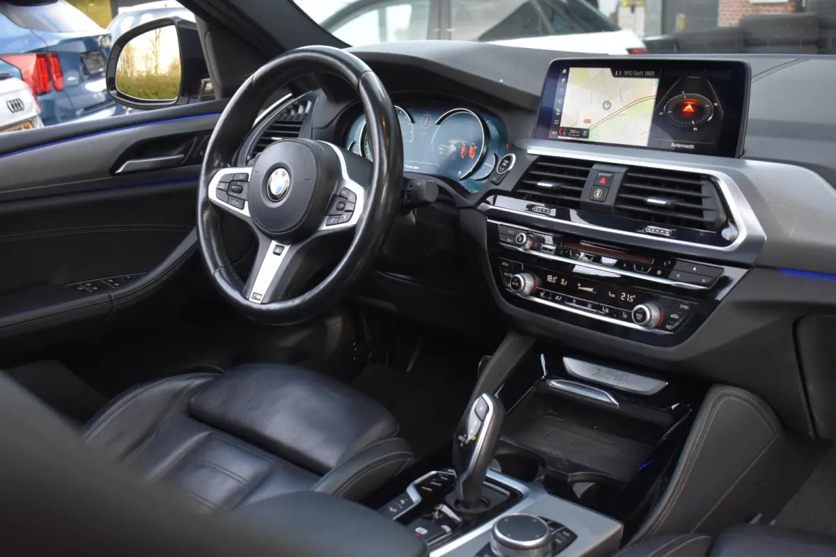 xDrive20i High Executive Edition M-Sport Pano Camera HK
