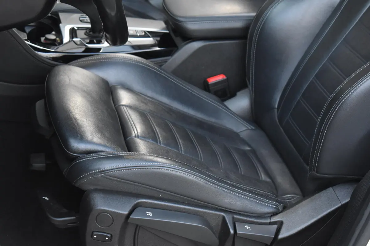 xDrive20i High Executive Edition M-Sport Pano Camera HK