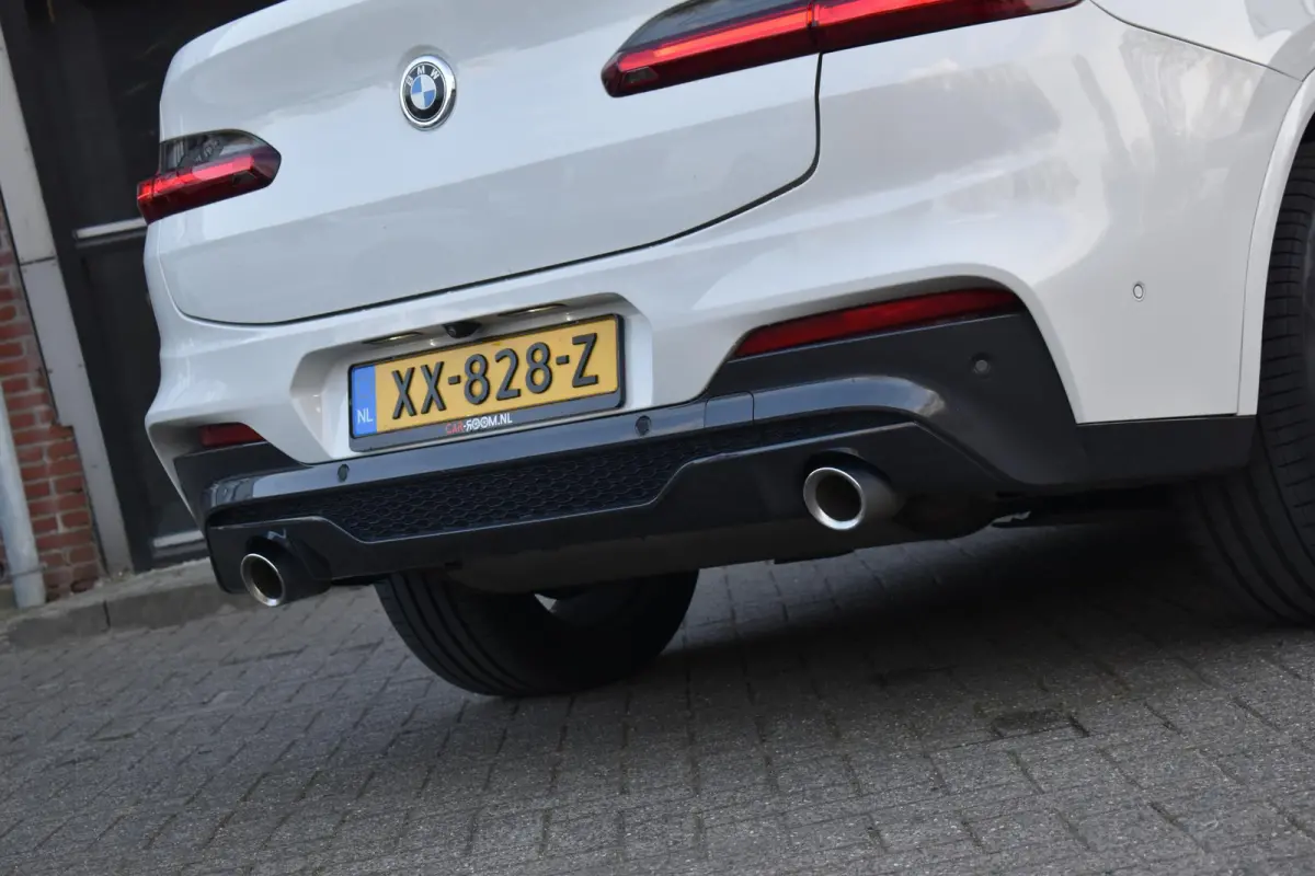xDrive20i High Executive Edition M-Sport Pano Camera HK