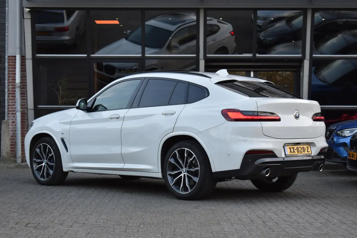 xDrive20i High Executive Edition M-Sport Pano Camera HK