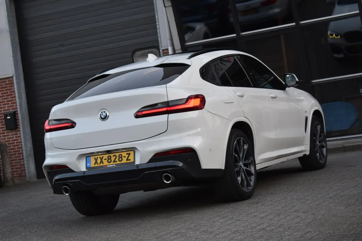 xDrive20i High Executive Edition M-Sport Pano Camera HK