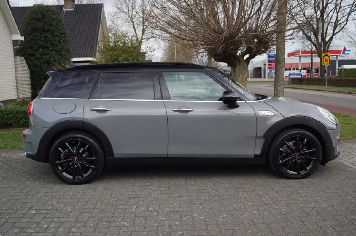 2.0 Cooper S Pepper (192pk) HUD/18inch/Keyless/LED/ACC/Sfeerverlichting