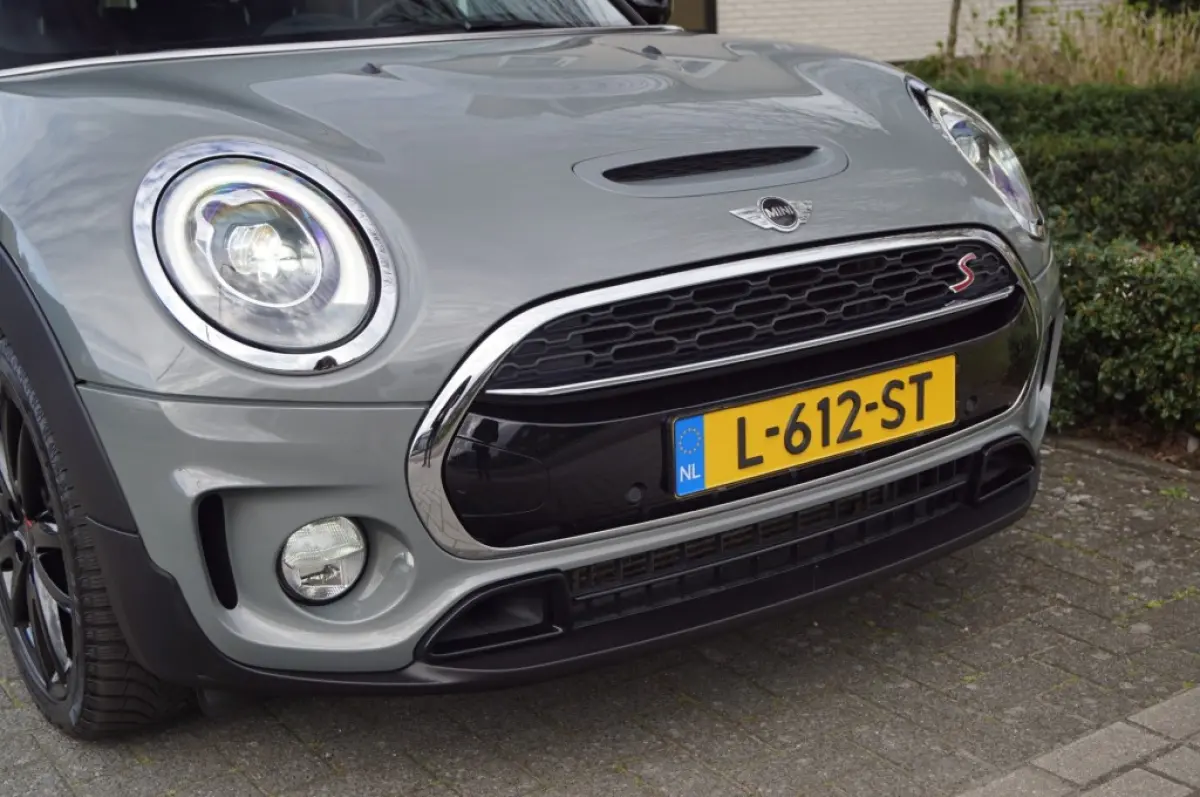 2.0 Cooper S Pepper (192pk) HUD/18inch/Keyless/LED/ACC/Sfeerverlichting